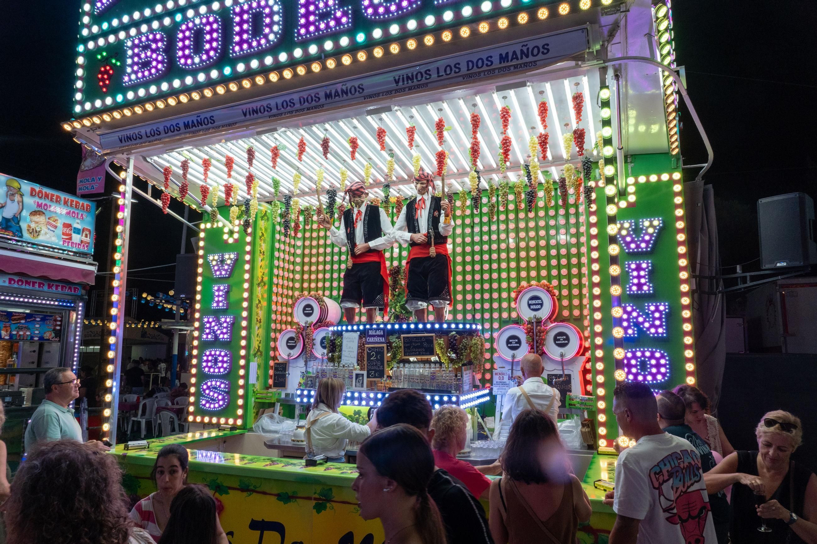 Colombinas 2025: Imágenes del ambiente el primer día de las Fiestas Colombinas