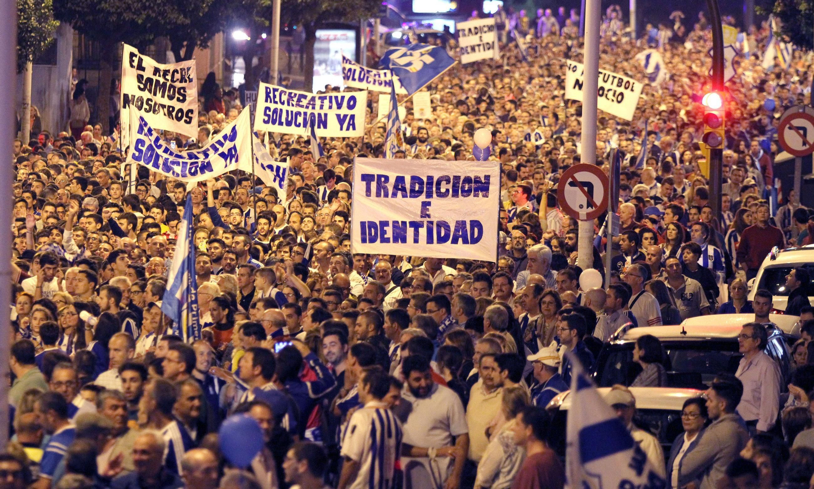 Manifestación por la salvación del Recreativo de Huelva.