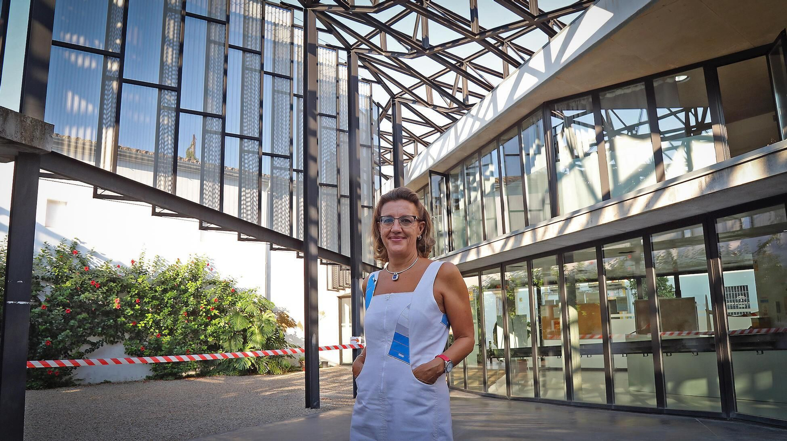 Ana Fernández posa para Diario de Jerez en la Escuela de Idiomas.