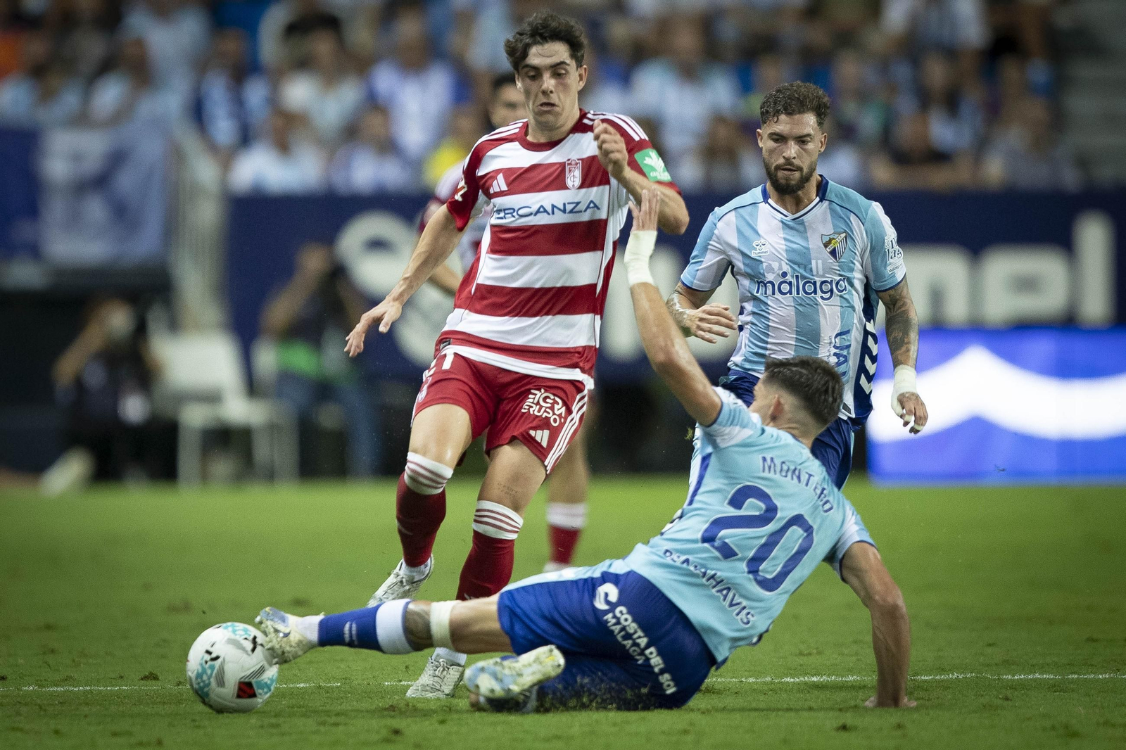 Las mejores imágenes del Málaga CF-Granada CF
