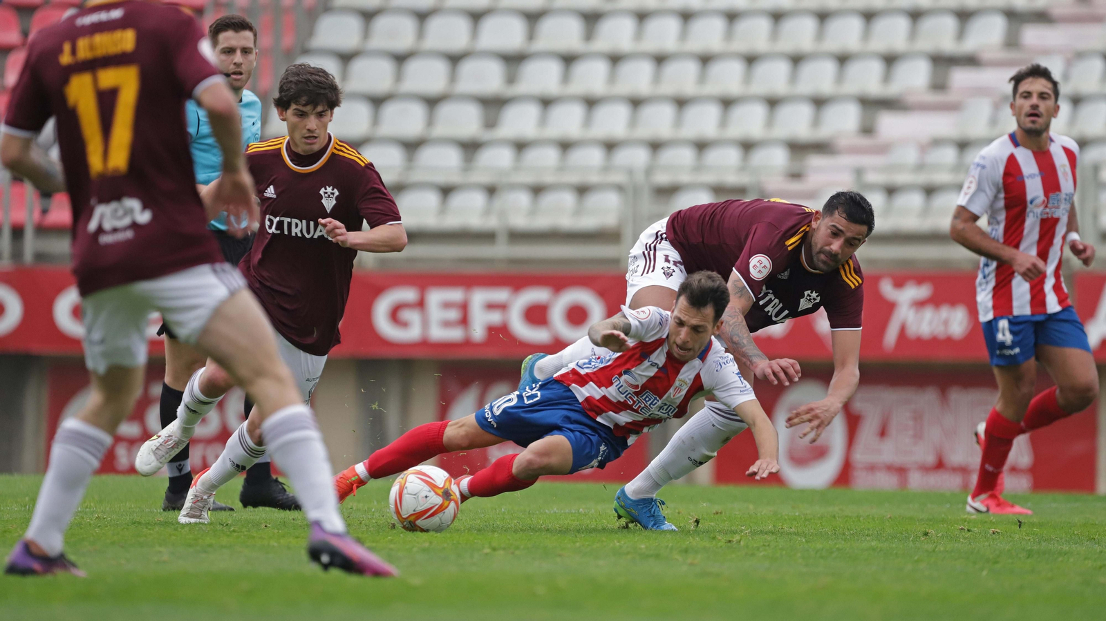 Romero, antes de caer en una acción del Algeciras-Albacete.