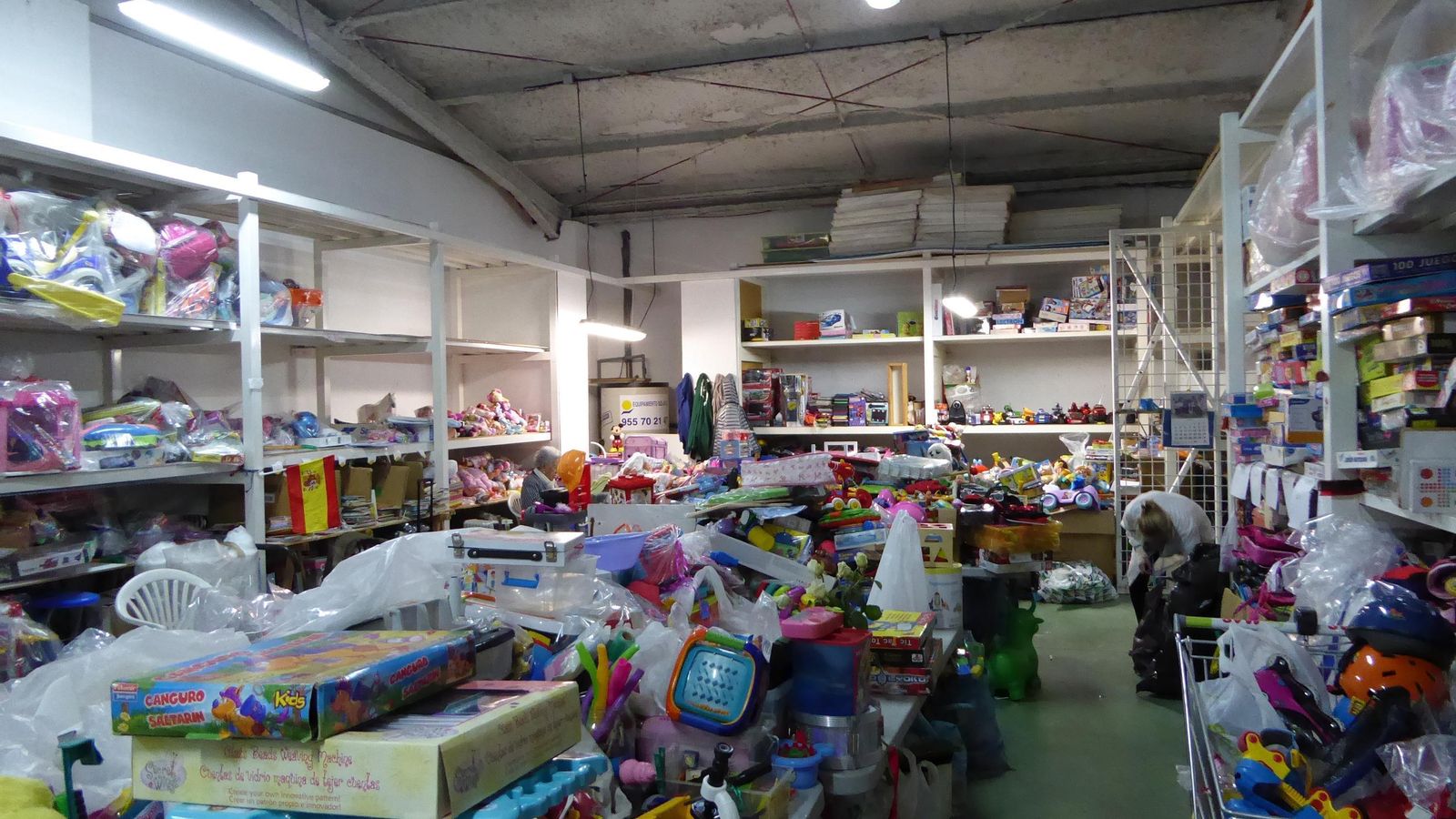 Almacén con juguetes donados para la iniciativa soldiaria.