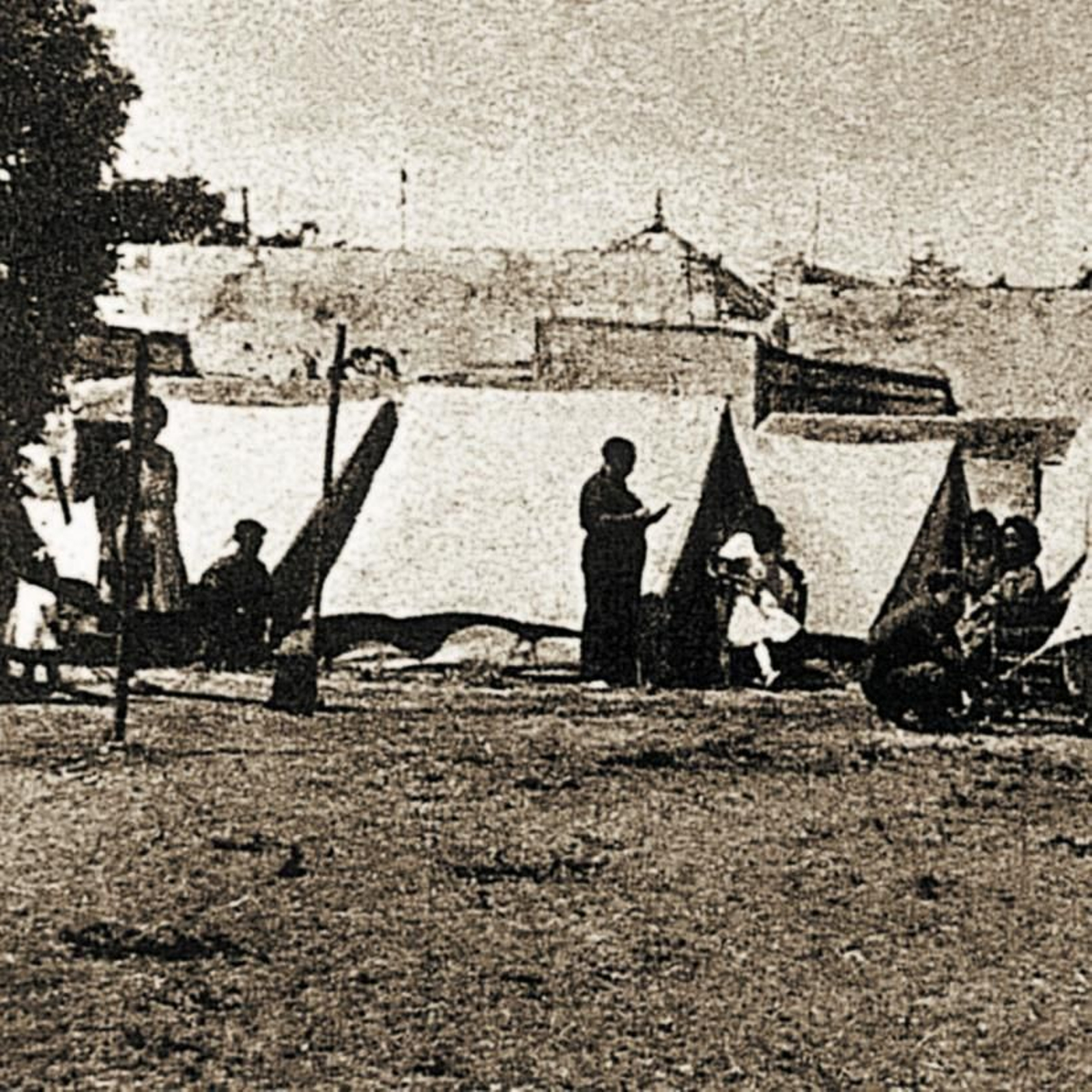 Imágenes de la explosión de Cádiz de 1947.