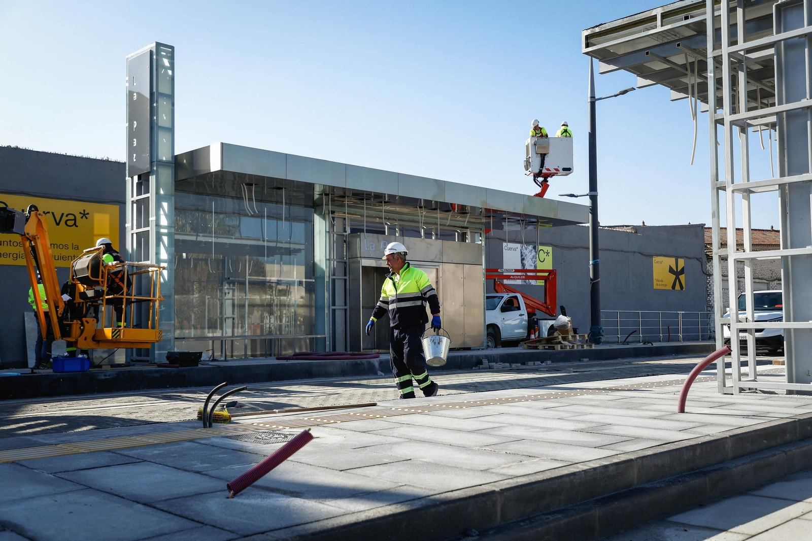Imagen de la parada La Paz, que tras dos años en obras será la primera de la ampliación acabada
