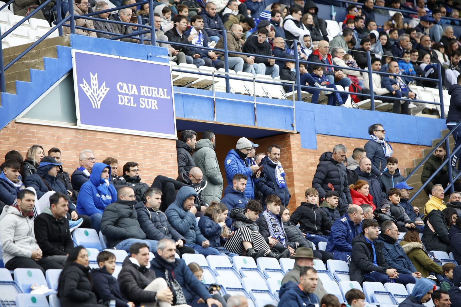 Búscate en las gradas del Nuevo Colombino en el Recreativo de Huelva - Extremadura