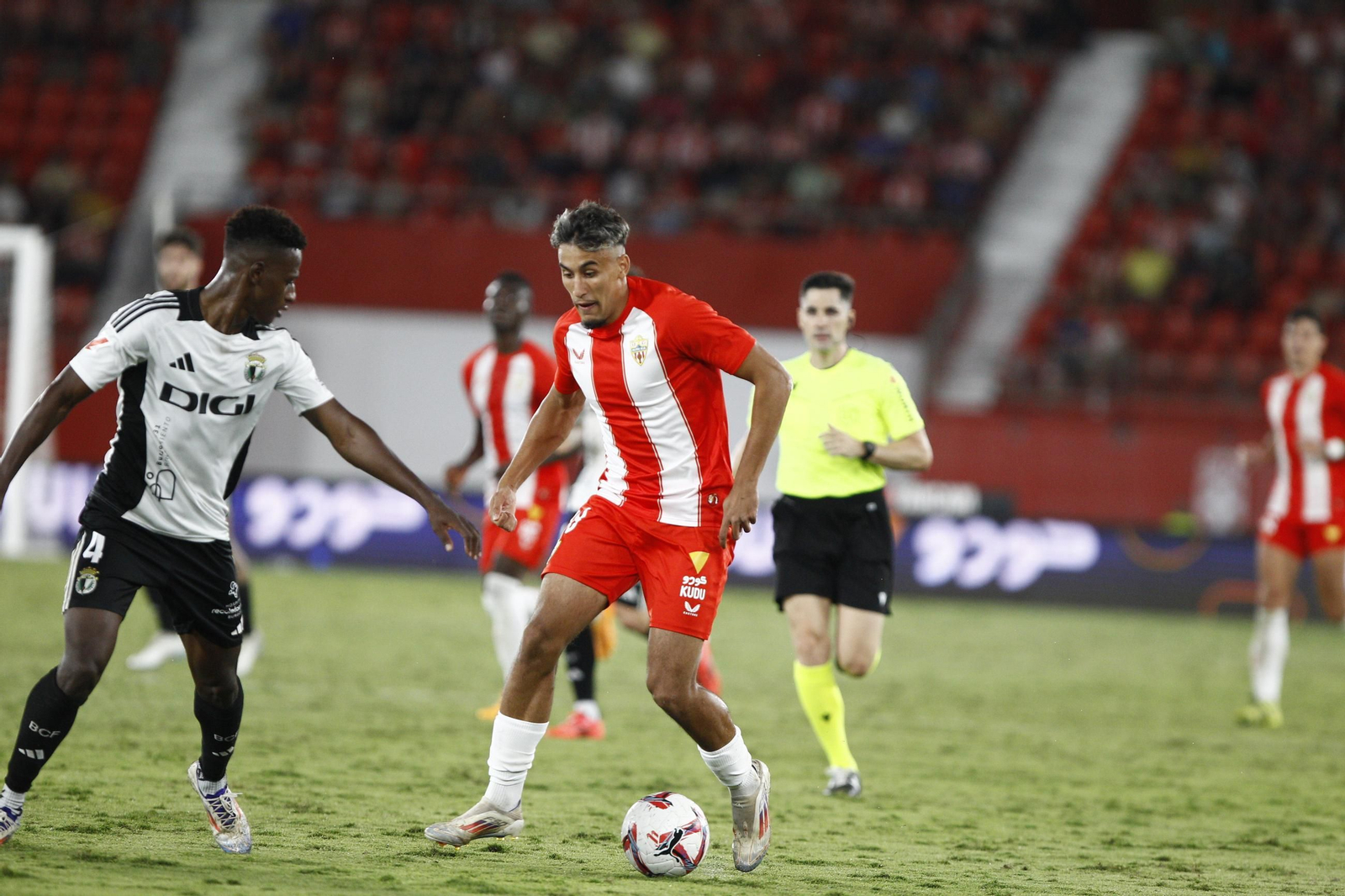 La victoria de la U.D. Almería ante el Real Burgos, en imágenes