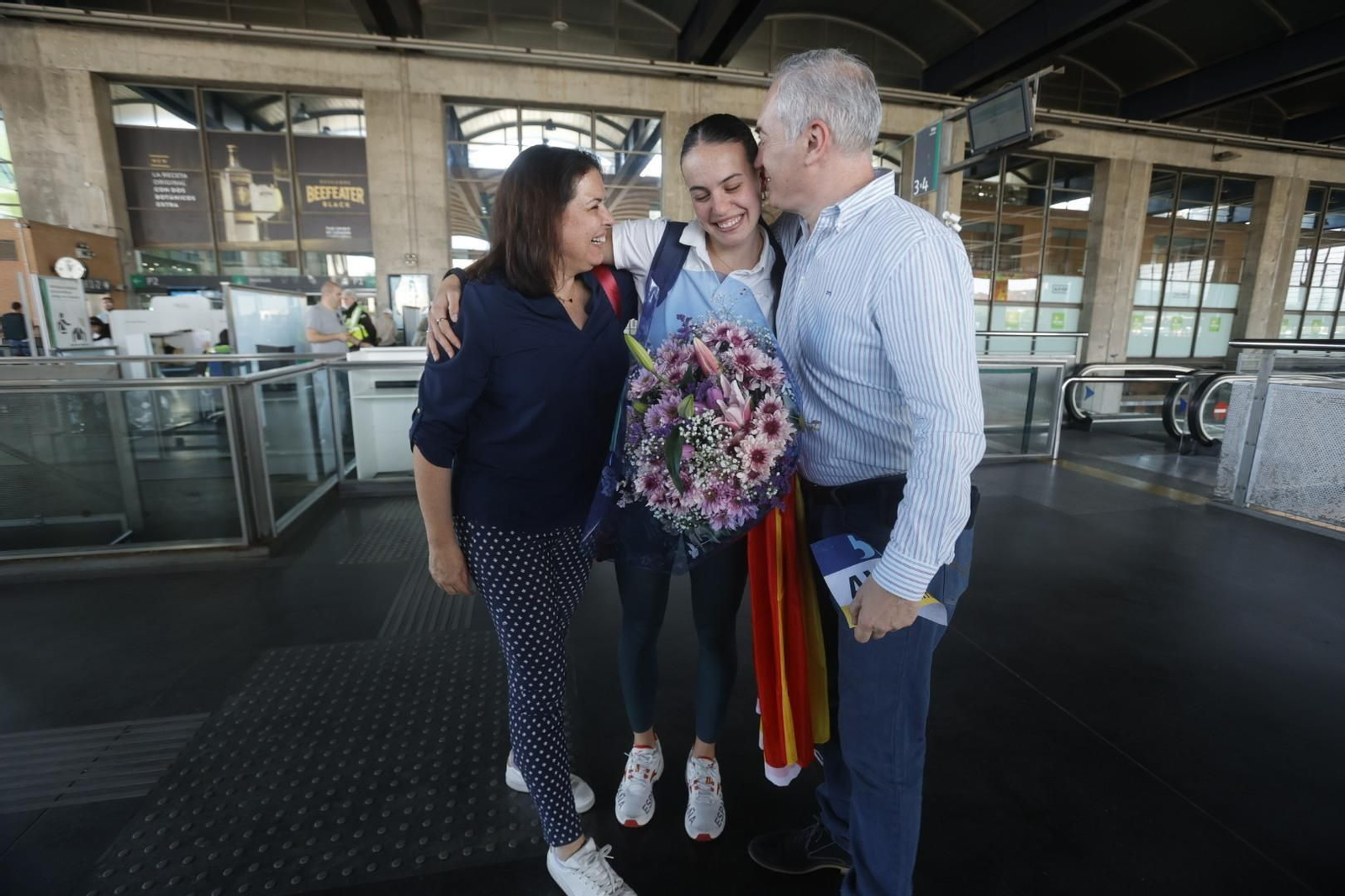 Las mejores fotos de la llegada de Carmen Avilés a Córdoba tras el pase a los Juegos Olímpicos de París