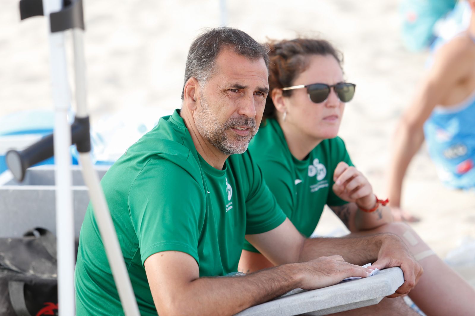 Entrenamiento de la selección andaluza juvenil de balonmano playa, en imágenes