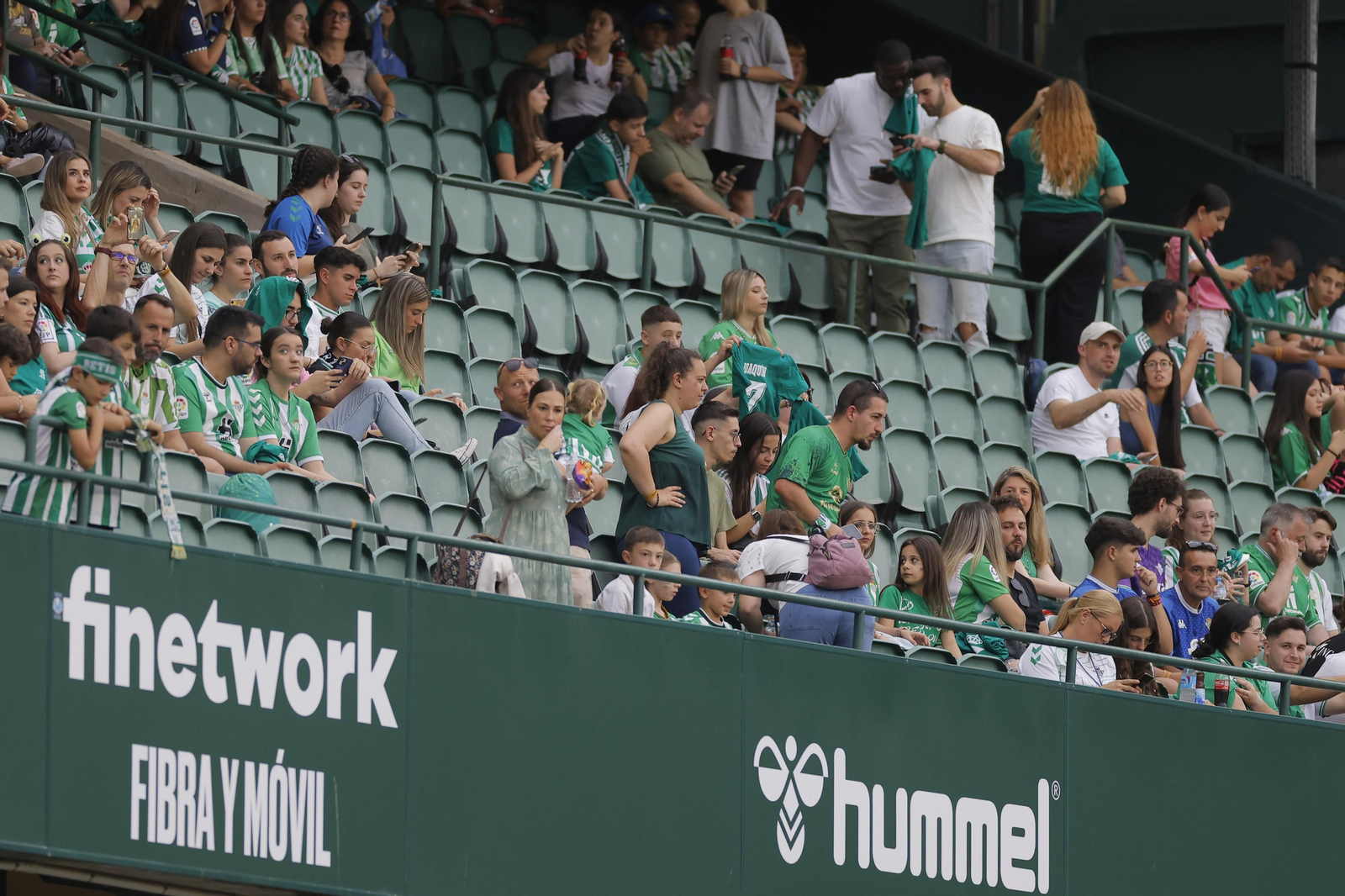 Búscate en las fotos de la despedida de Joaquín