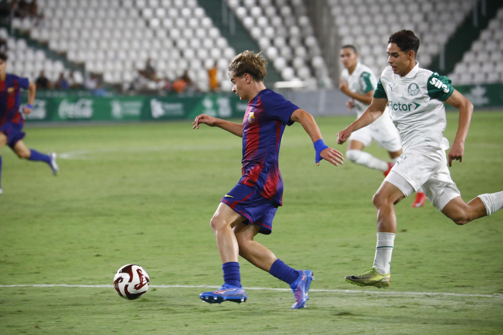 Las mejores fotos del Palmeiras - Barcelona del Mundial de Clubes juvenil en El Arcángel