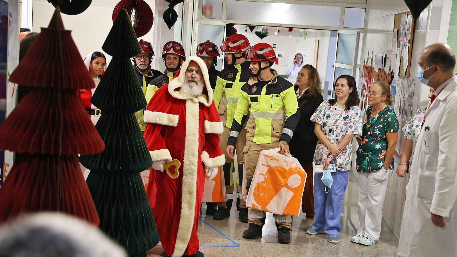 Papé Noel en el hospital.