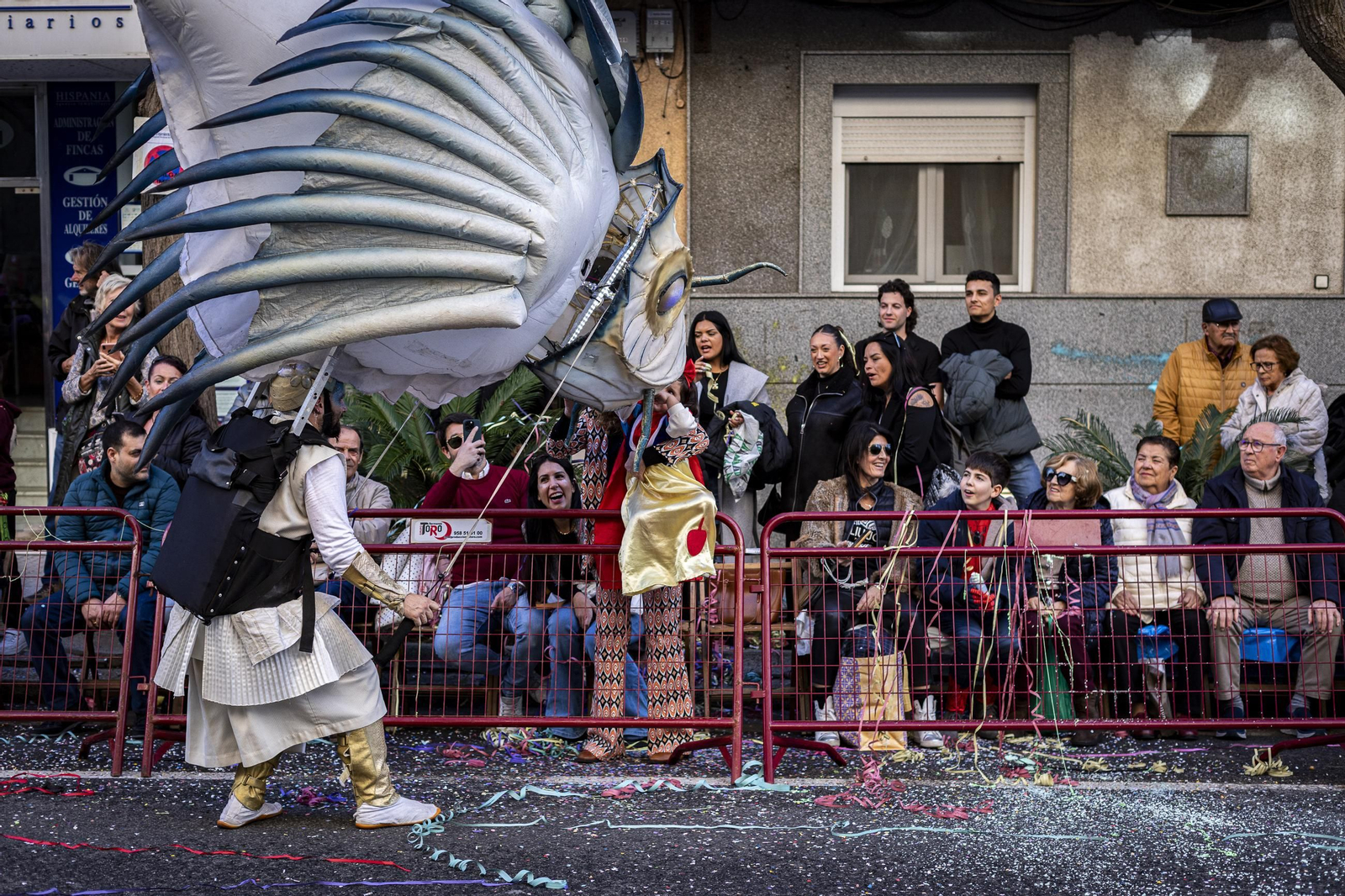 Búscate entre las mejores imágenes de la Cabalgata Magna