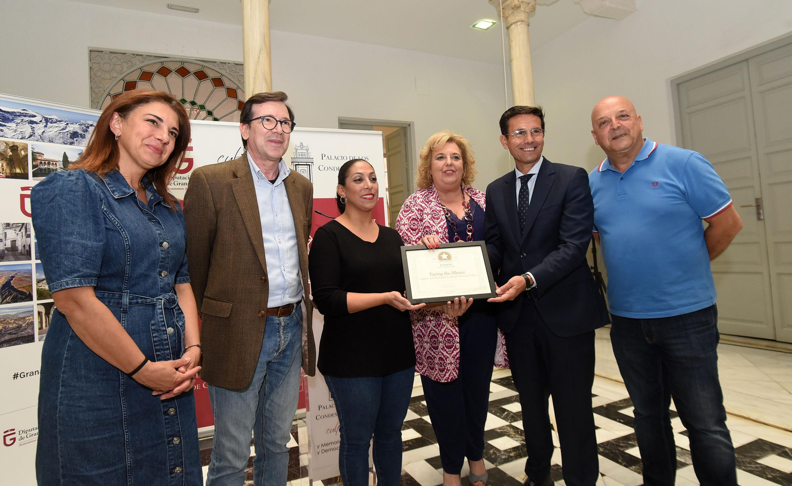 Barrachina presenta en Granada su película protagonizada por Fuensanta La Moneta