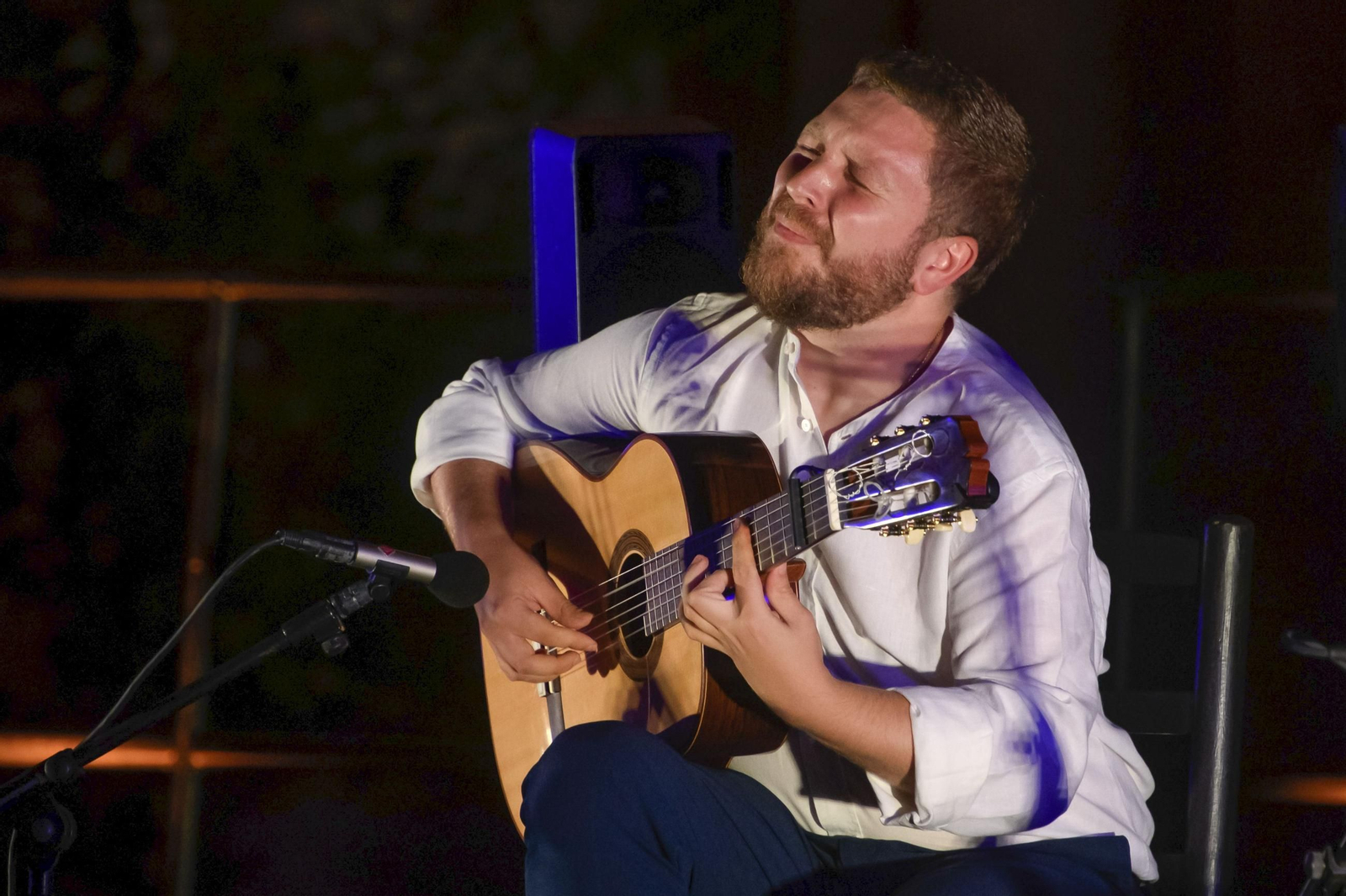 Alejandro Hurtado en el Alcázar de Sevilla, en la Bienal de 2024.
