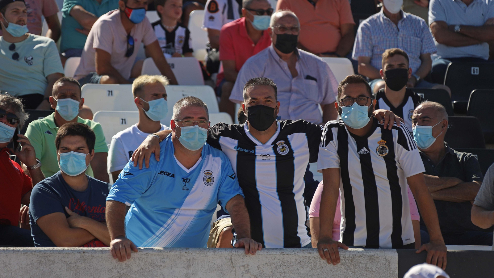 Las mejores fotos del Balona - Real Madrid Castilla en La Línea