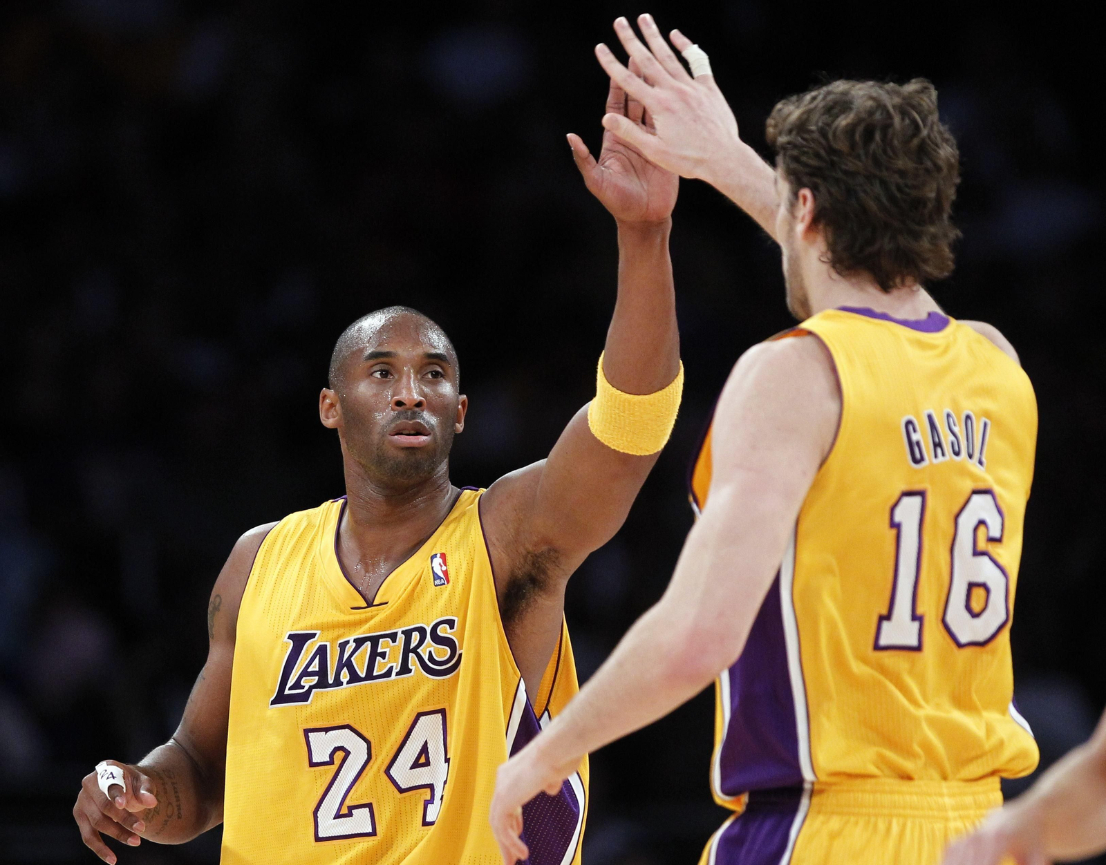 Pau y Kobe Bryant, compañeros y amigos en Lakers.