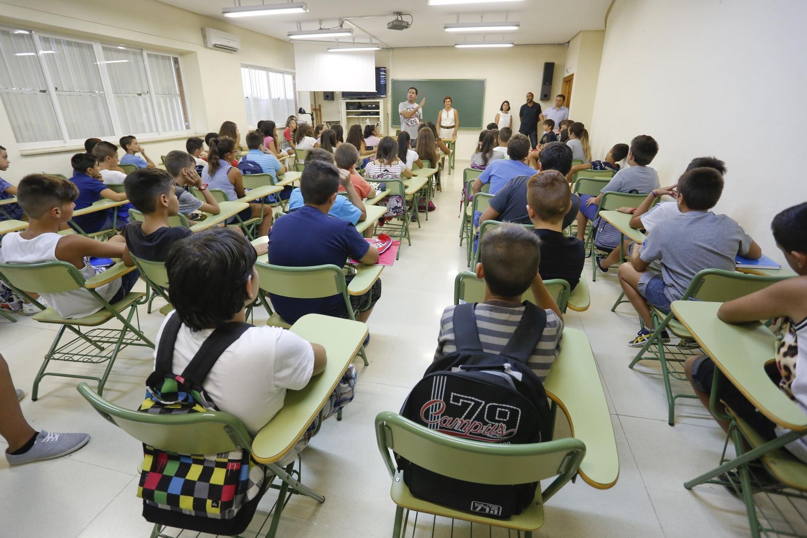 Alumnos que comienzan la secundaria en un instituto malagueño.