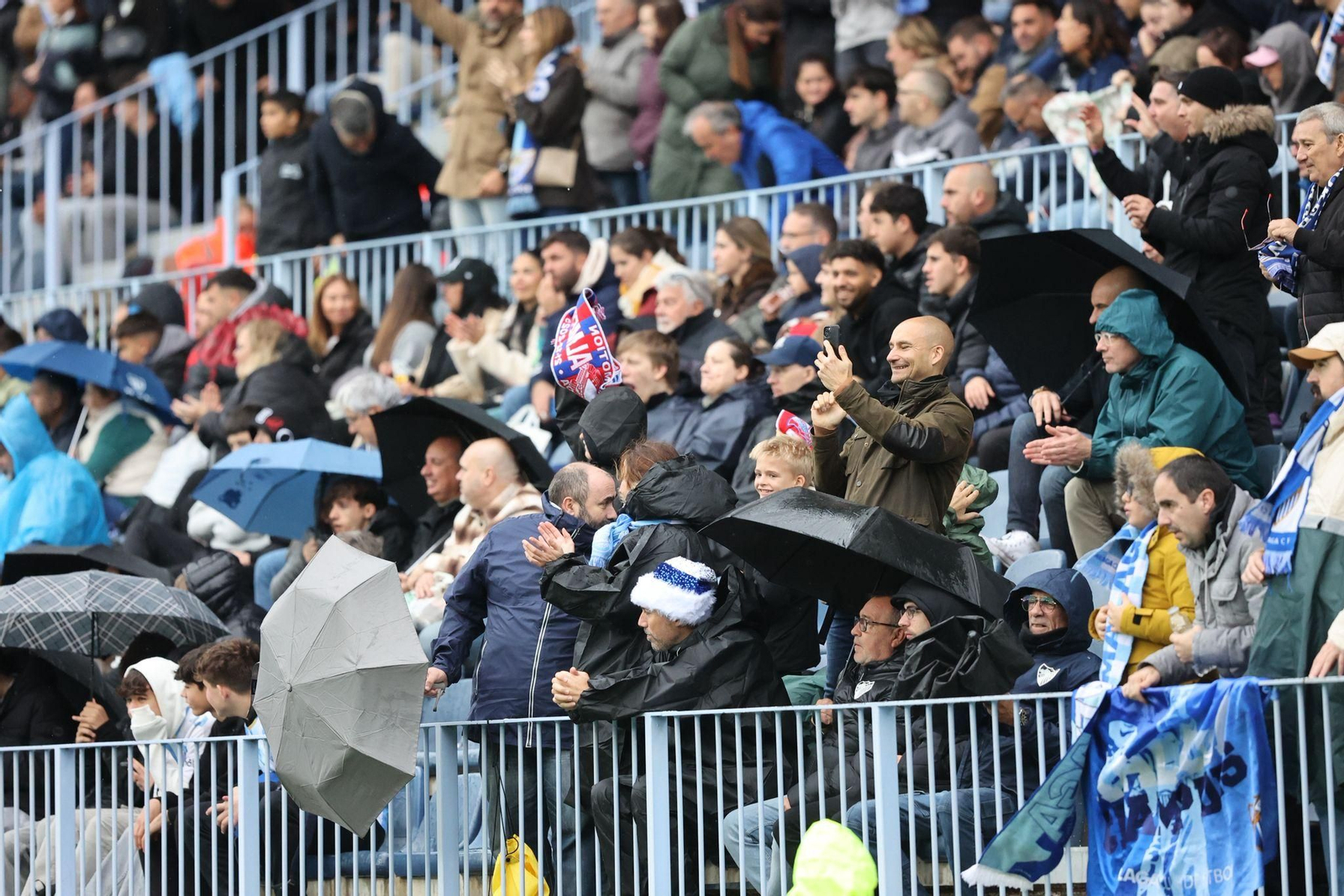 Búscate en las gradas de La Rosaleda en el Málaga CF-Almería
