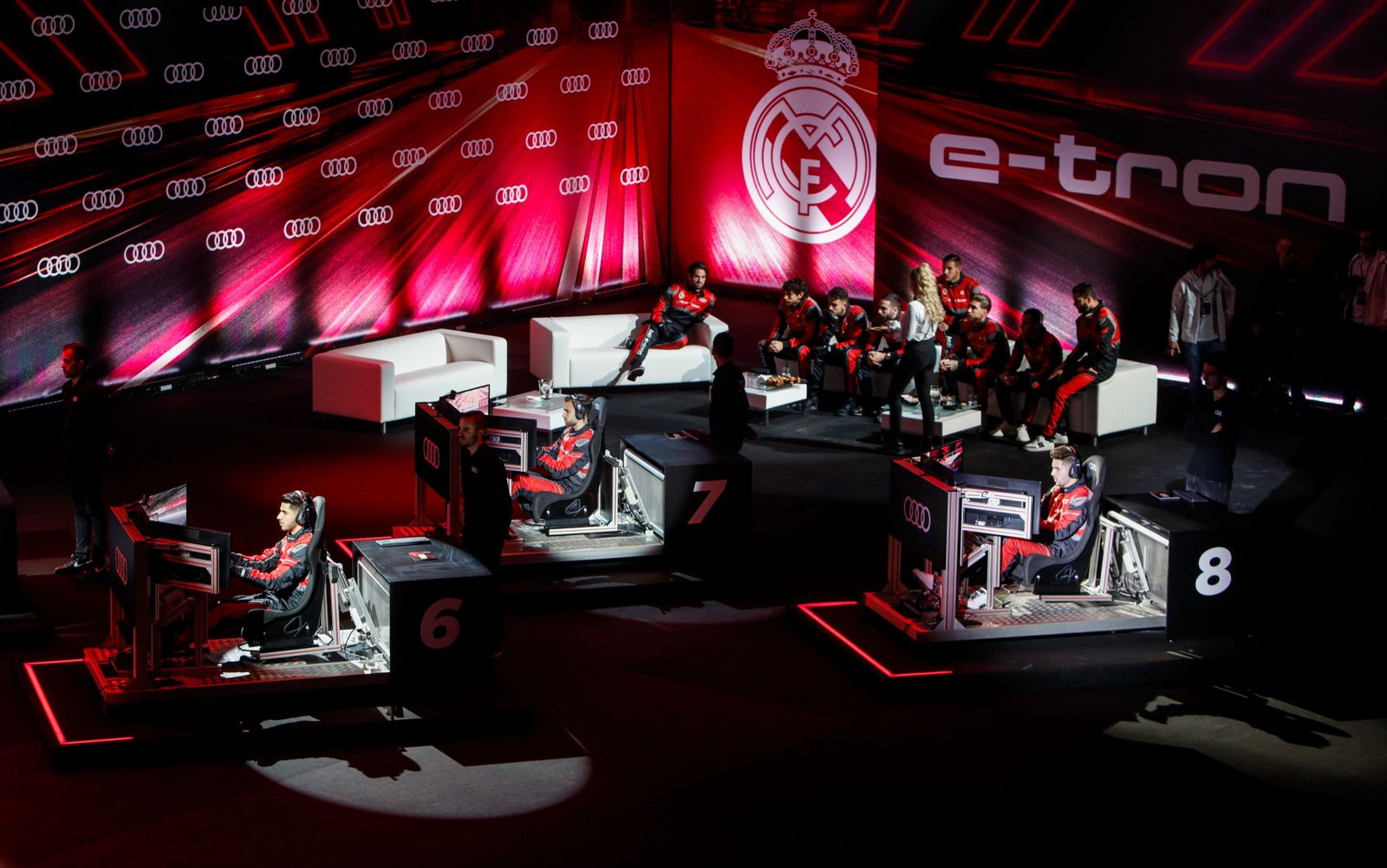 Los nuevos coches de la plantilla del Real Madrid, foto a foto