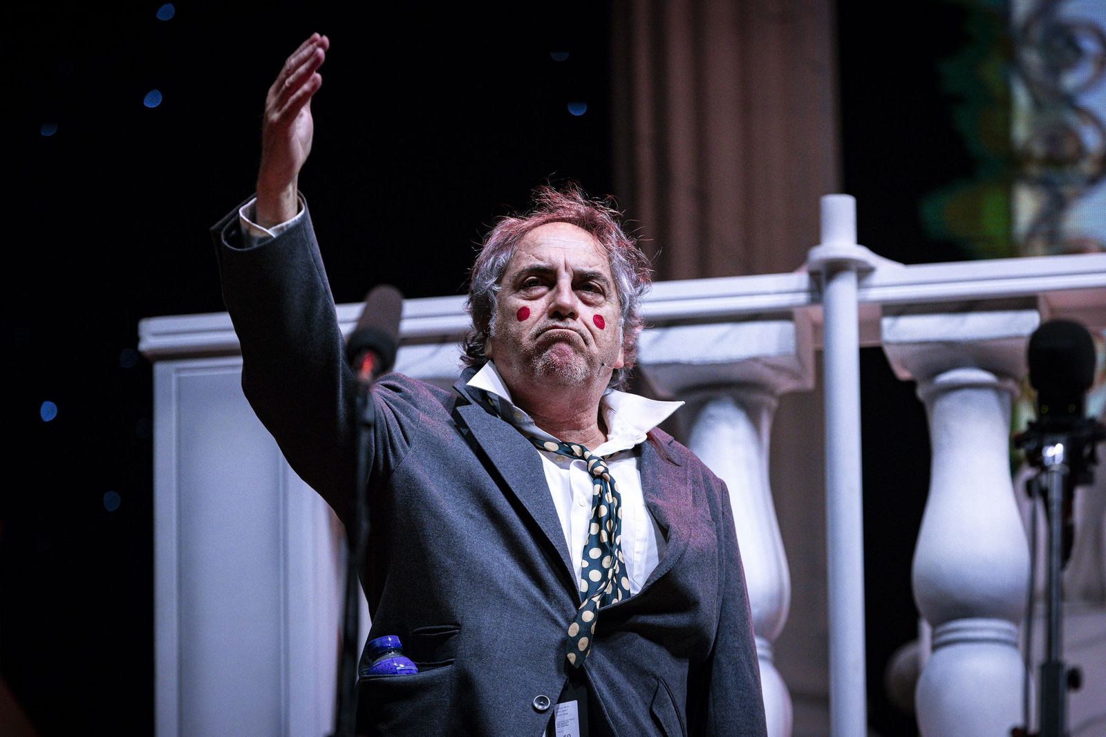 Las imágenes del pregón y la boda de Manu Sánchez en el Carnaval de Cádiz 2026