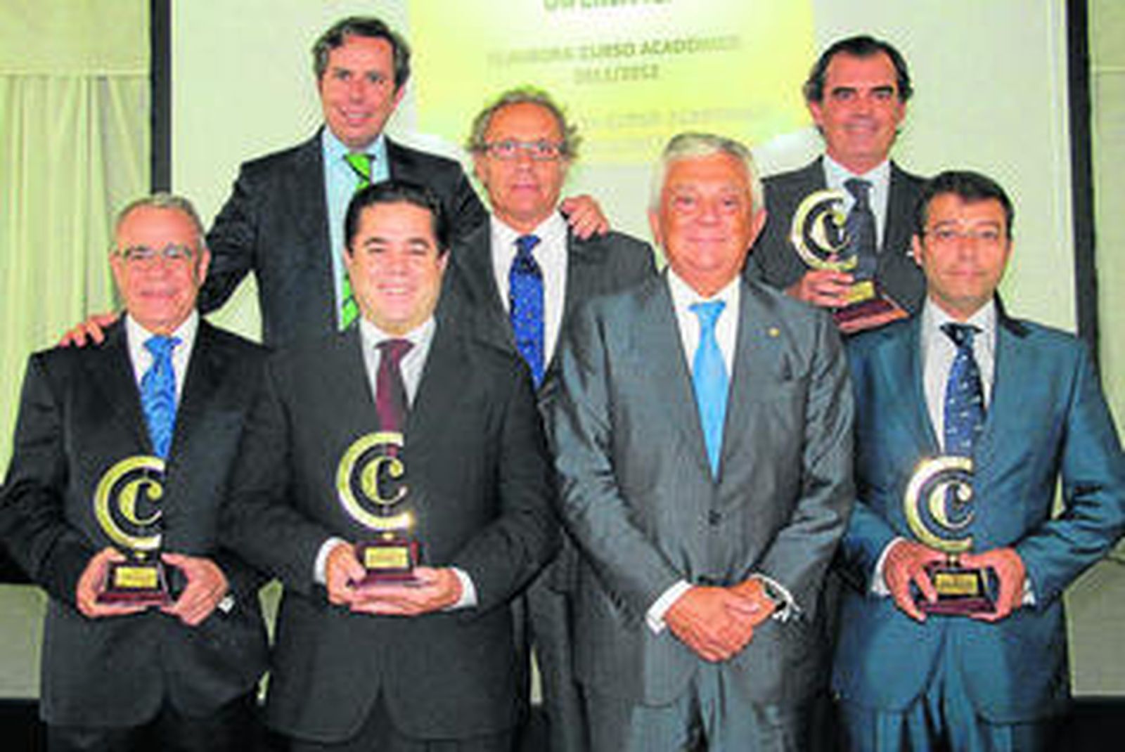 Distinciones a empresas y alumnos en el campus EUSA