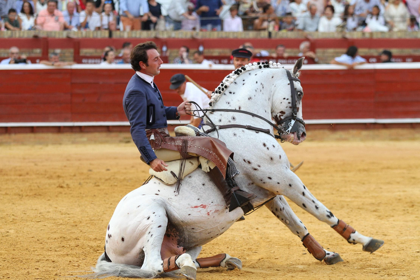 Festejo de Rejones en el coso de La Merced por Colombinas.