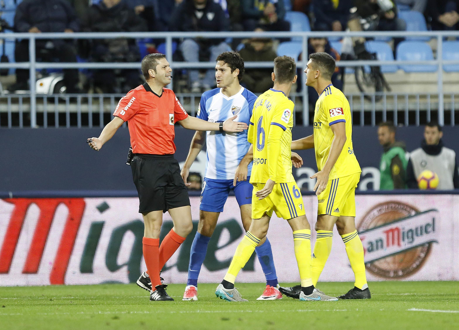 Las mejores imágenes del Málaga-Cádiz