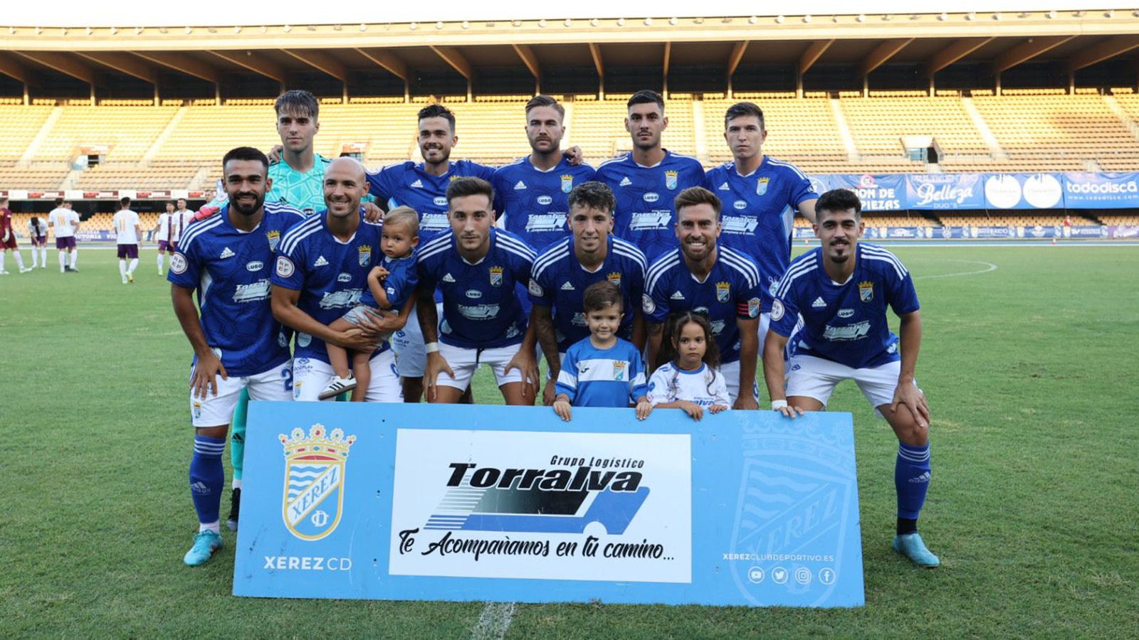 Imágenes del VII Trofeo Rafa Verdú entre el Xerez CD y el Real Jaén en Chapín