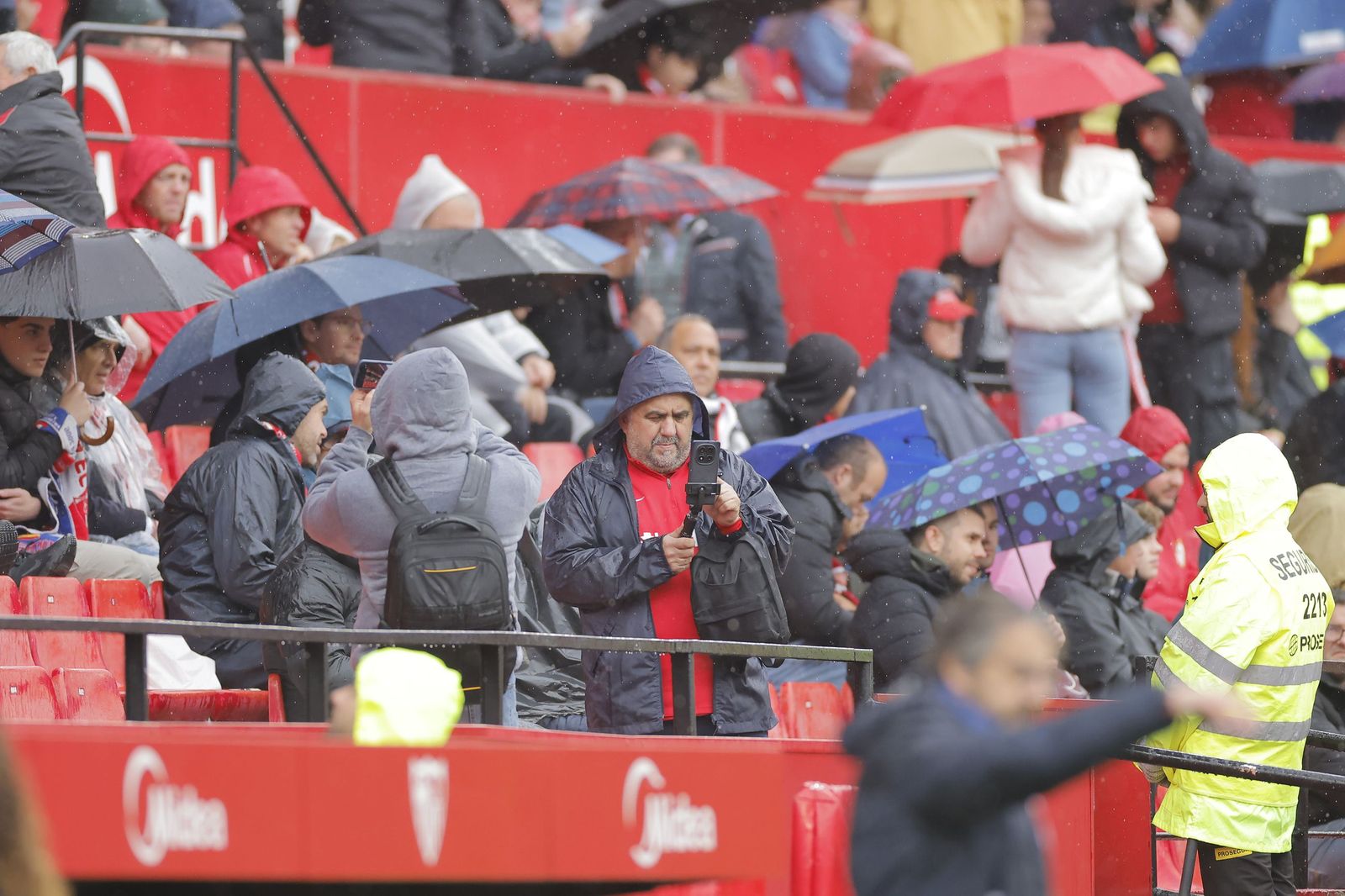 Búscate en las fotos del Sevilla FC - Levante