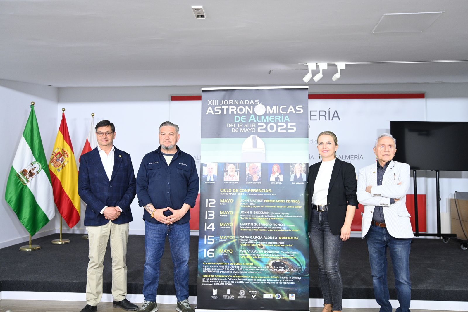 José Antonio Sánchez Pérez, Diego Cruz, María  Luisa Cruz y Pedro San José con el cartel de las Jornadas.