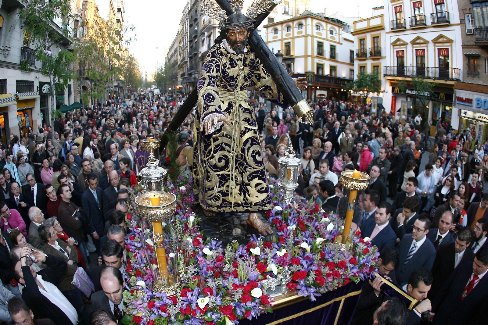 2007 | Jesús con la Cruz al Hombro (El Valle)
