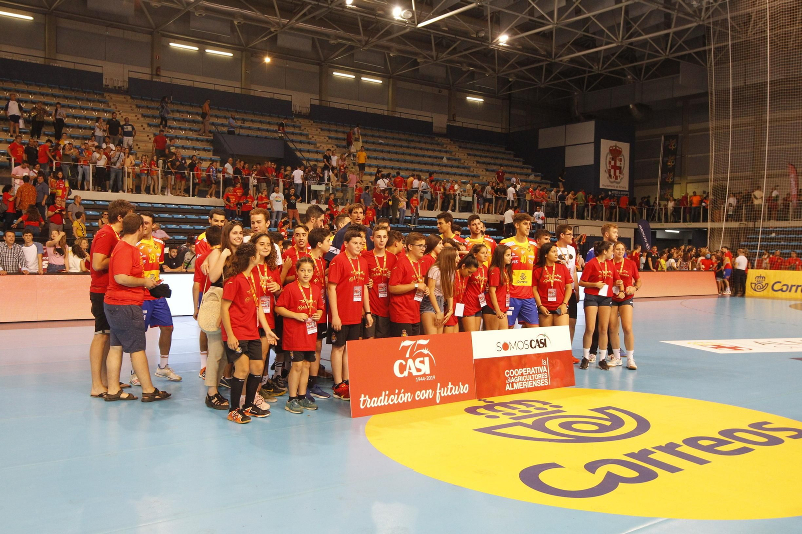 Fotogalería España-Suecia. Balonmano. Palacio Juegos Mediterráneos. Almería