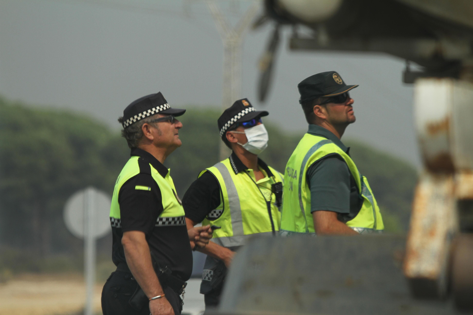 Las imágenes del incendio en Moguer y Mazagón