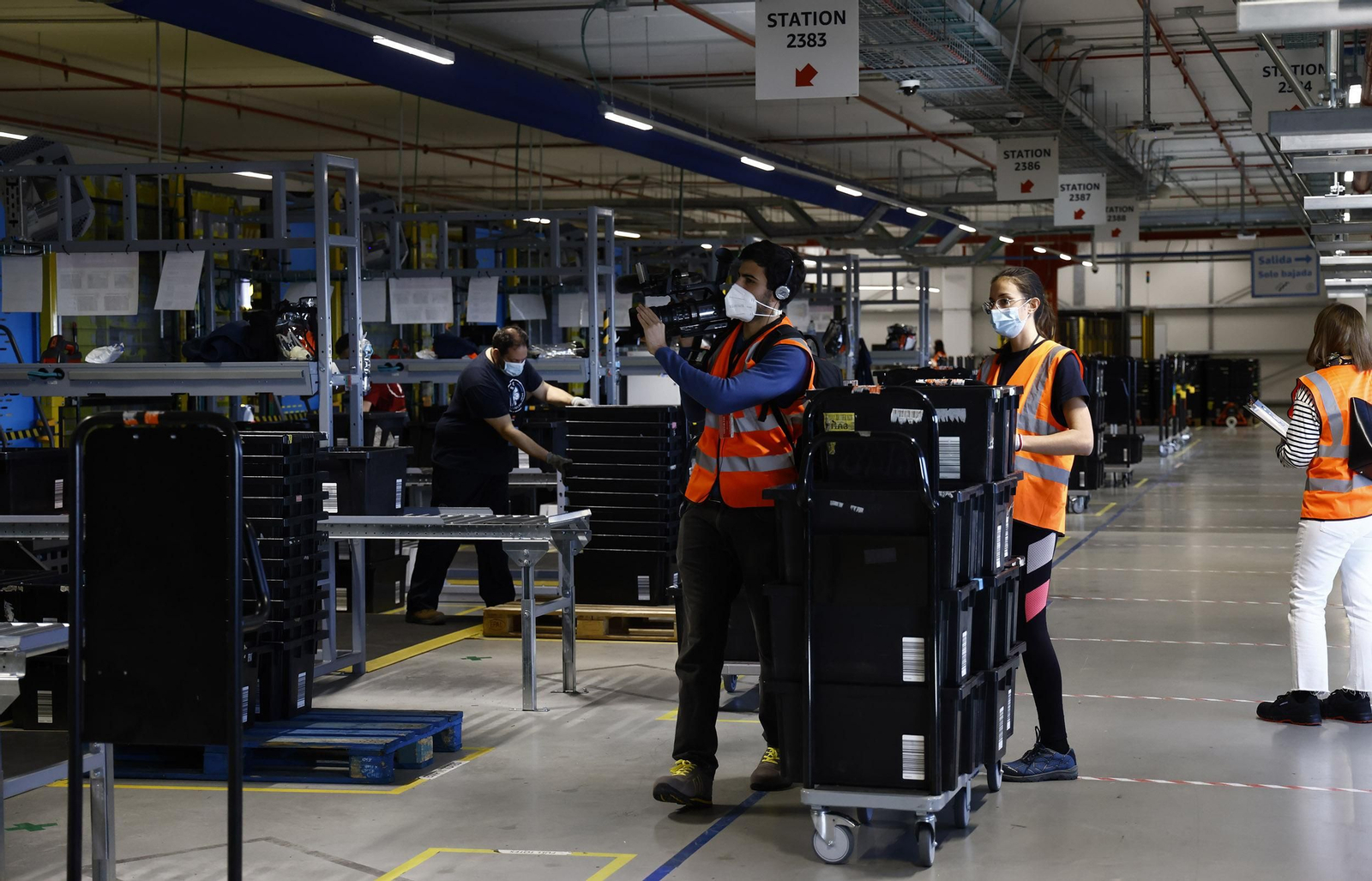 Visita a las instalaciones de Amazon en Sevilla