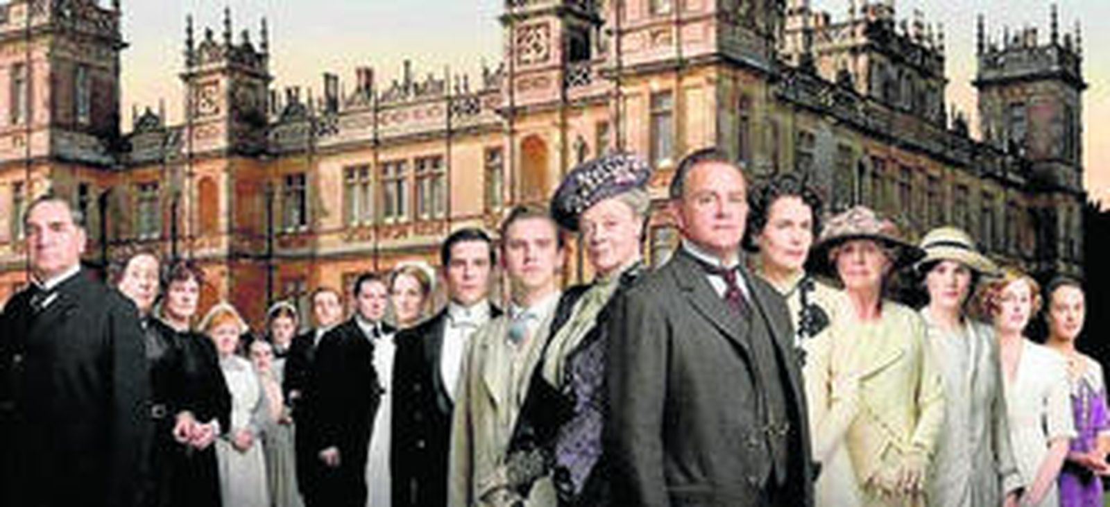 El elenco de la serie coral 'Dowton Abbey', ambientada en la Inglaterra de principios del pasado siglo.