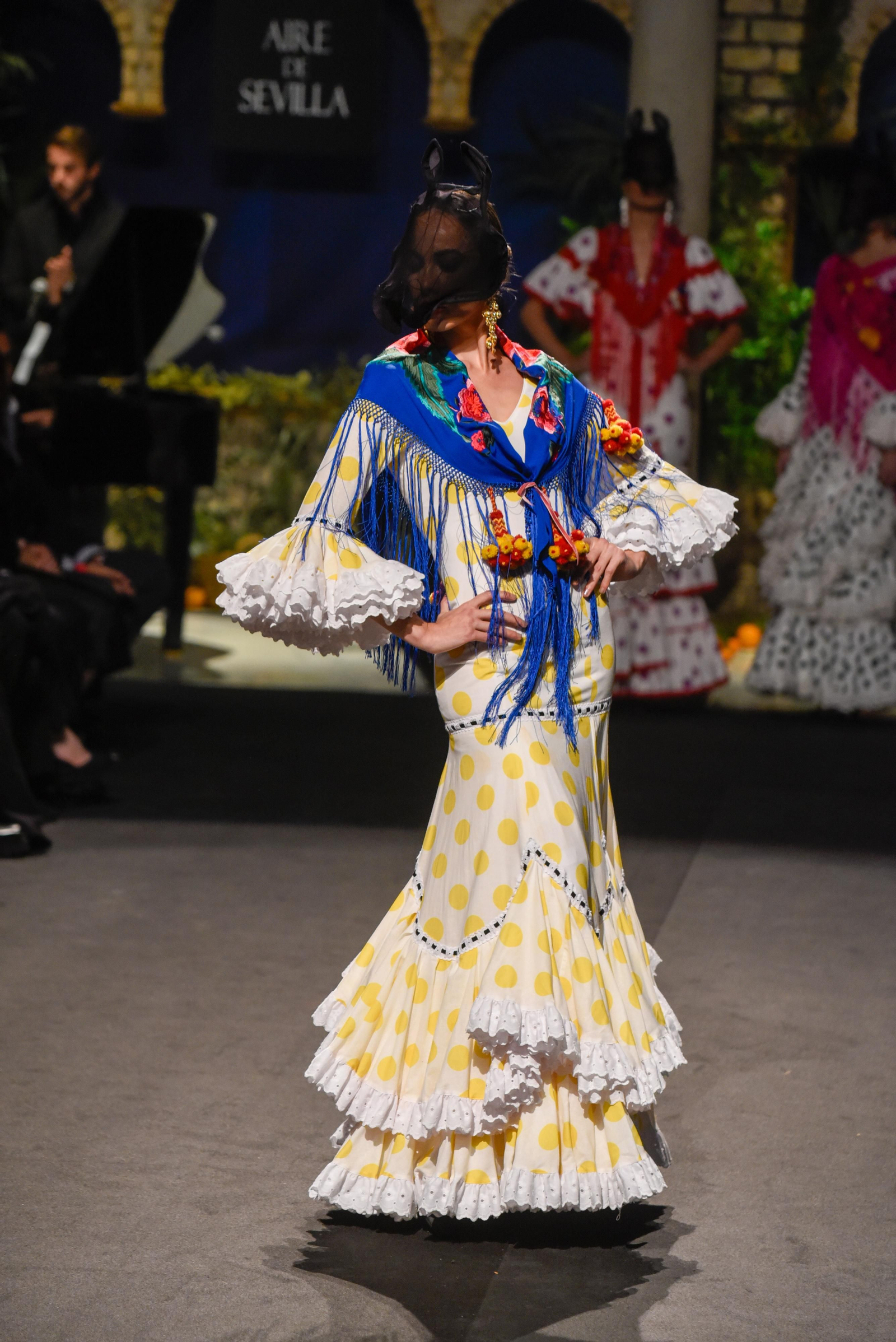 El desfile de Rocío Peralta por su 15 aniversario, todas las fotos