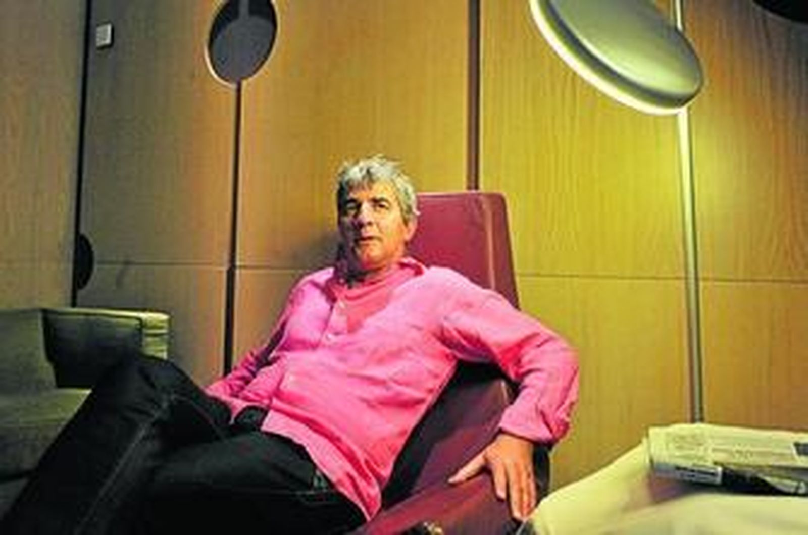 Alain Guiraudie, fotografiado ayer en el Hotel NH Plaza de Armas.