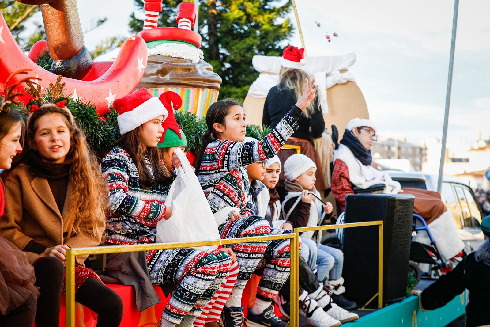 Las imágenes de la cabalgata de los Reyes Magos de San Fernando 2026