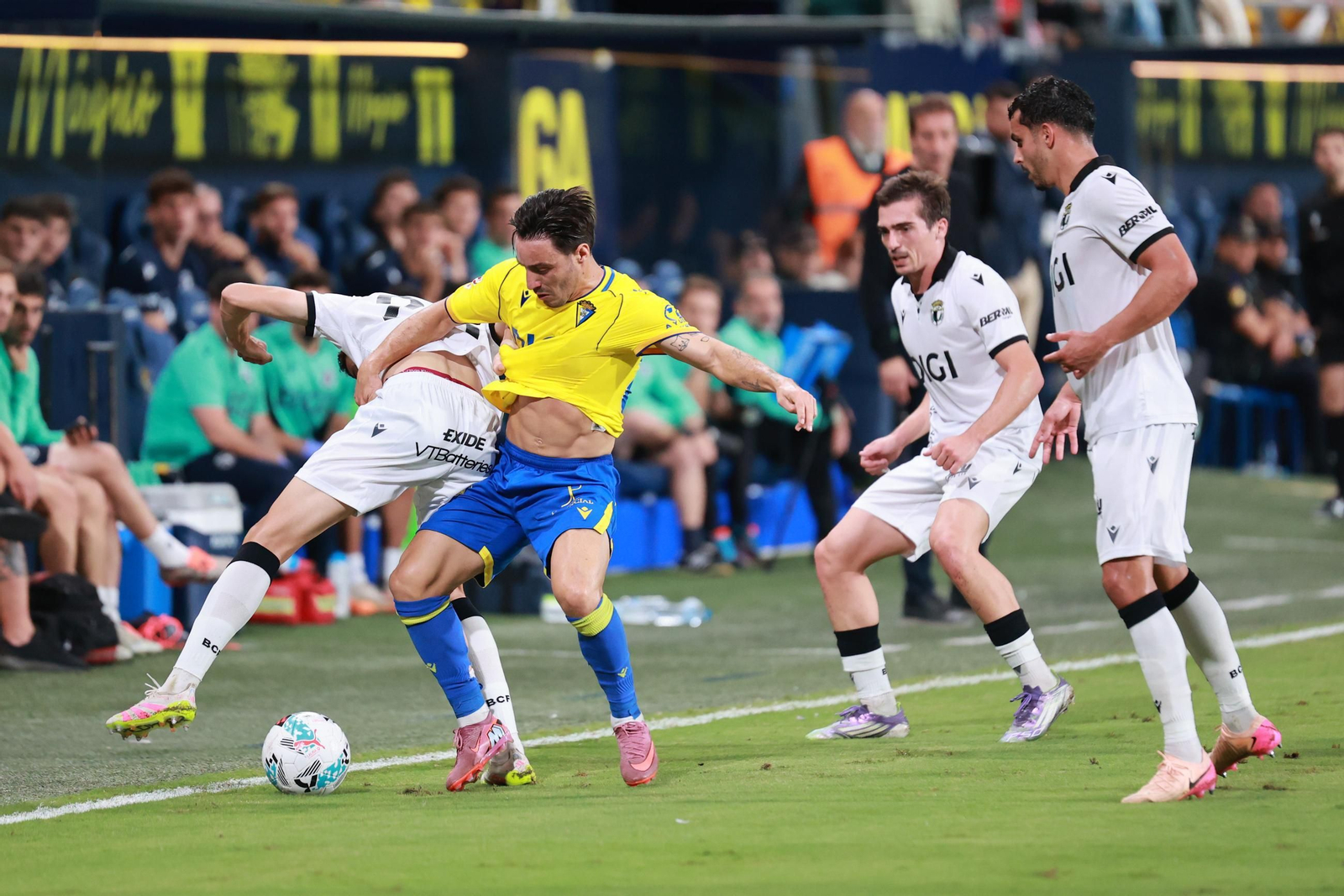 Las imágenes del Cádiz CF-Burgos