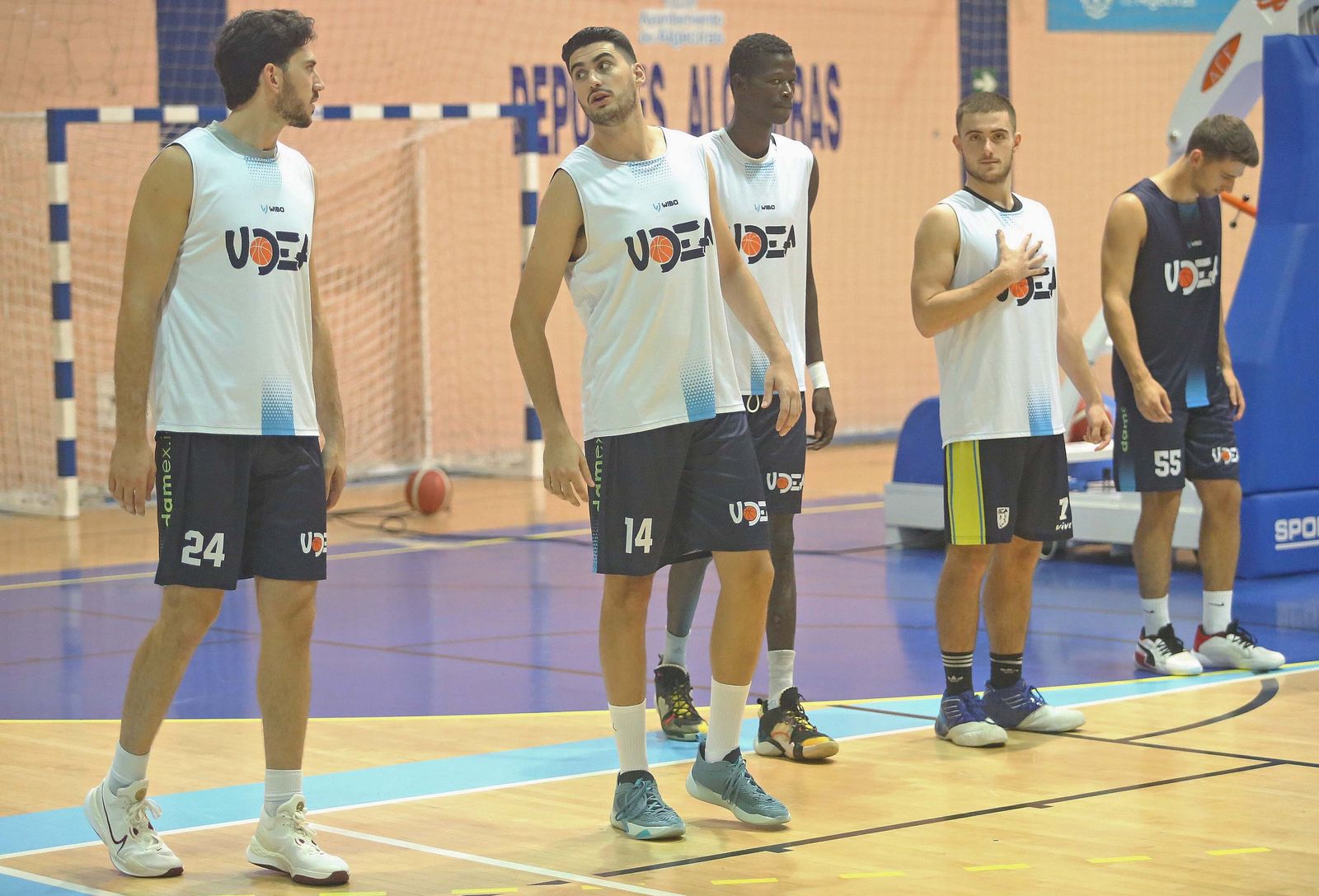 Fotos del entrenamiento de UDEA previo al inicio de liga