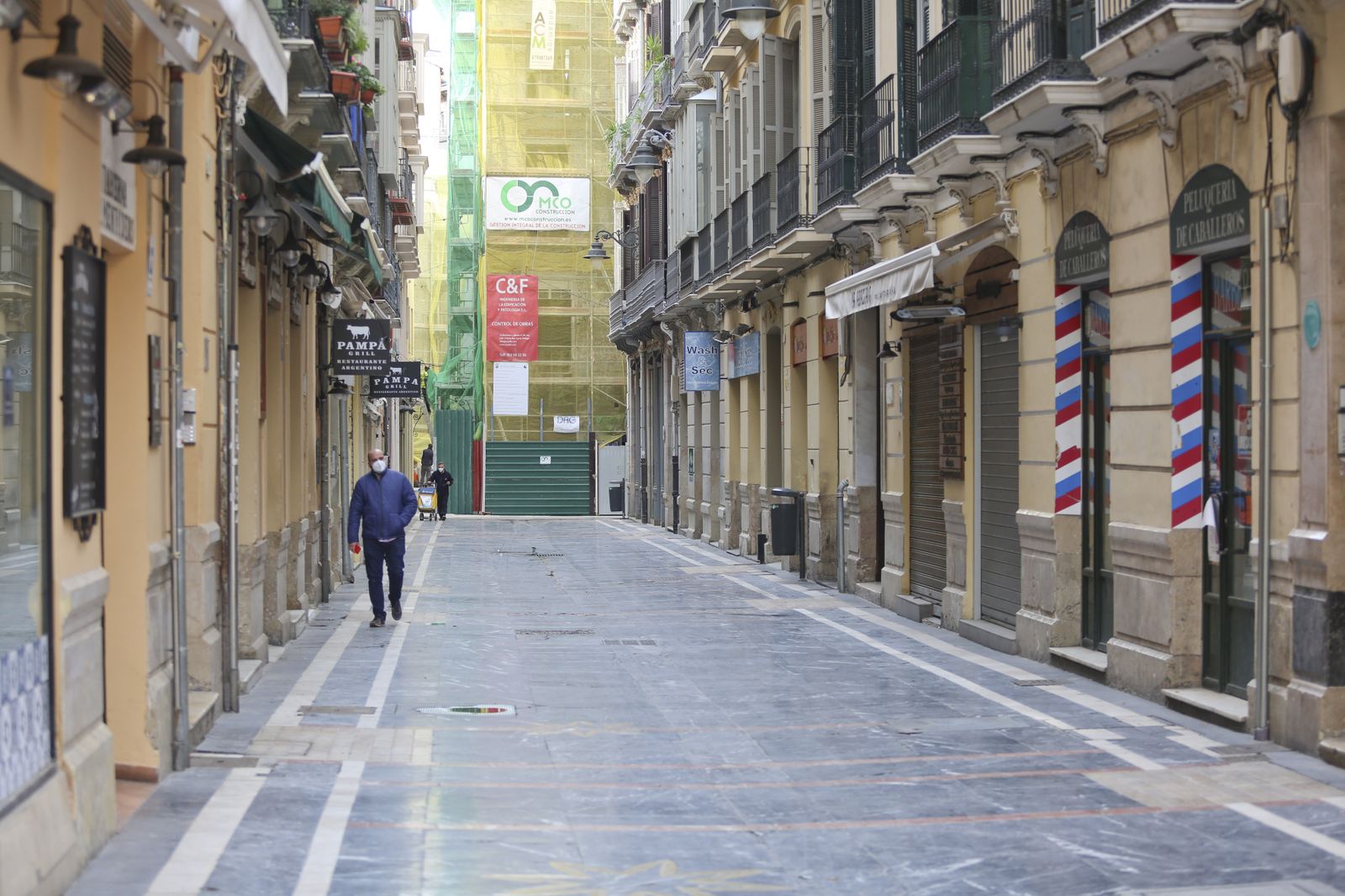 Málaga capital vive el primer día de su nuevo cierre