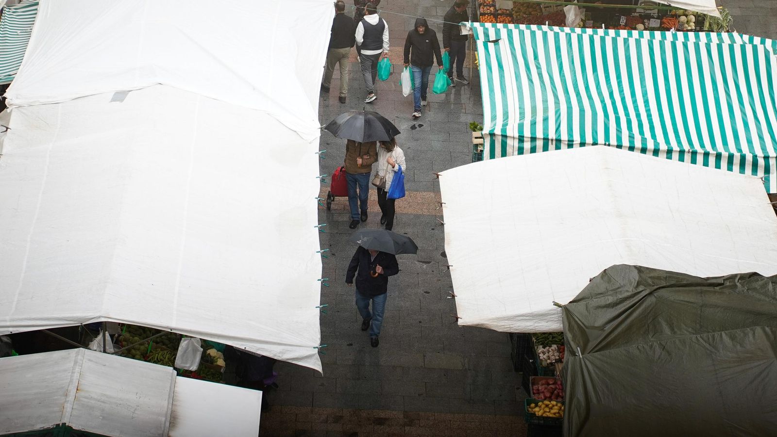 Llueve sobre mojado: Fotos de la borrasca Martinho a su paso por Algeciras
