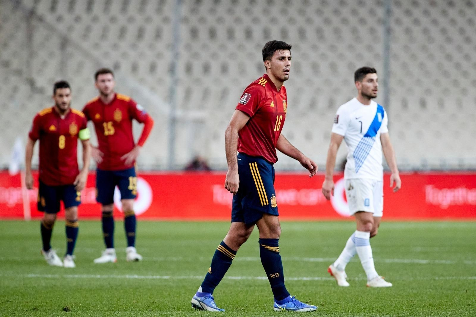 Las imágenes del Grecia-España de clasificación para el Mundial de Catar 2022