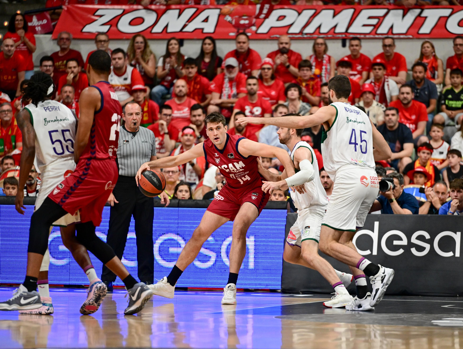 Las fotos del UCAM Murcia - Unicaja, 4º partido de las semifinales de ACB