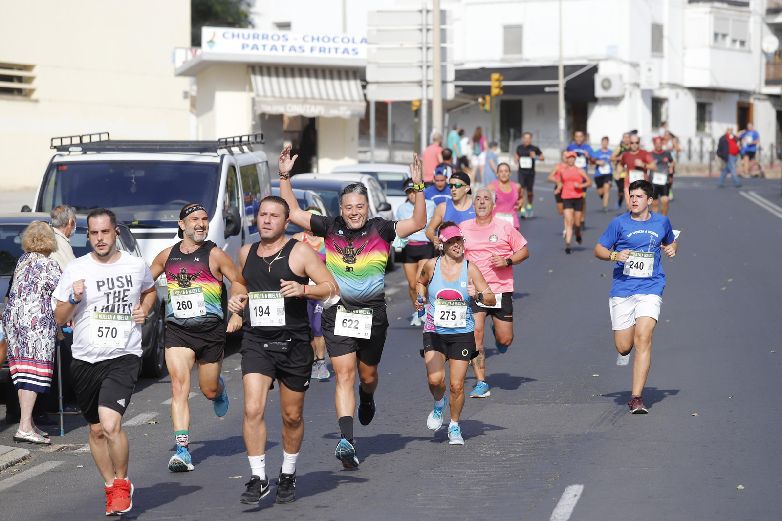 Las imágenes de la vuelta a Huelva de atletismo