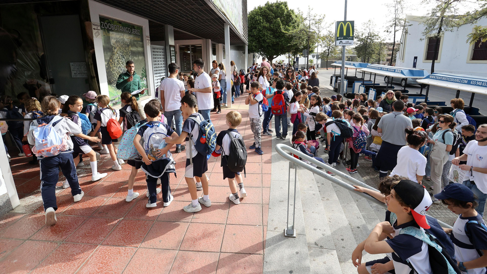 Día Mundial del Agua de Aquajerez y aniversario de Diario de Jerez en el Zoo