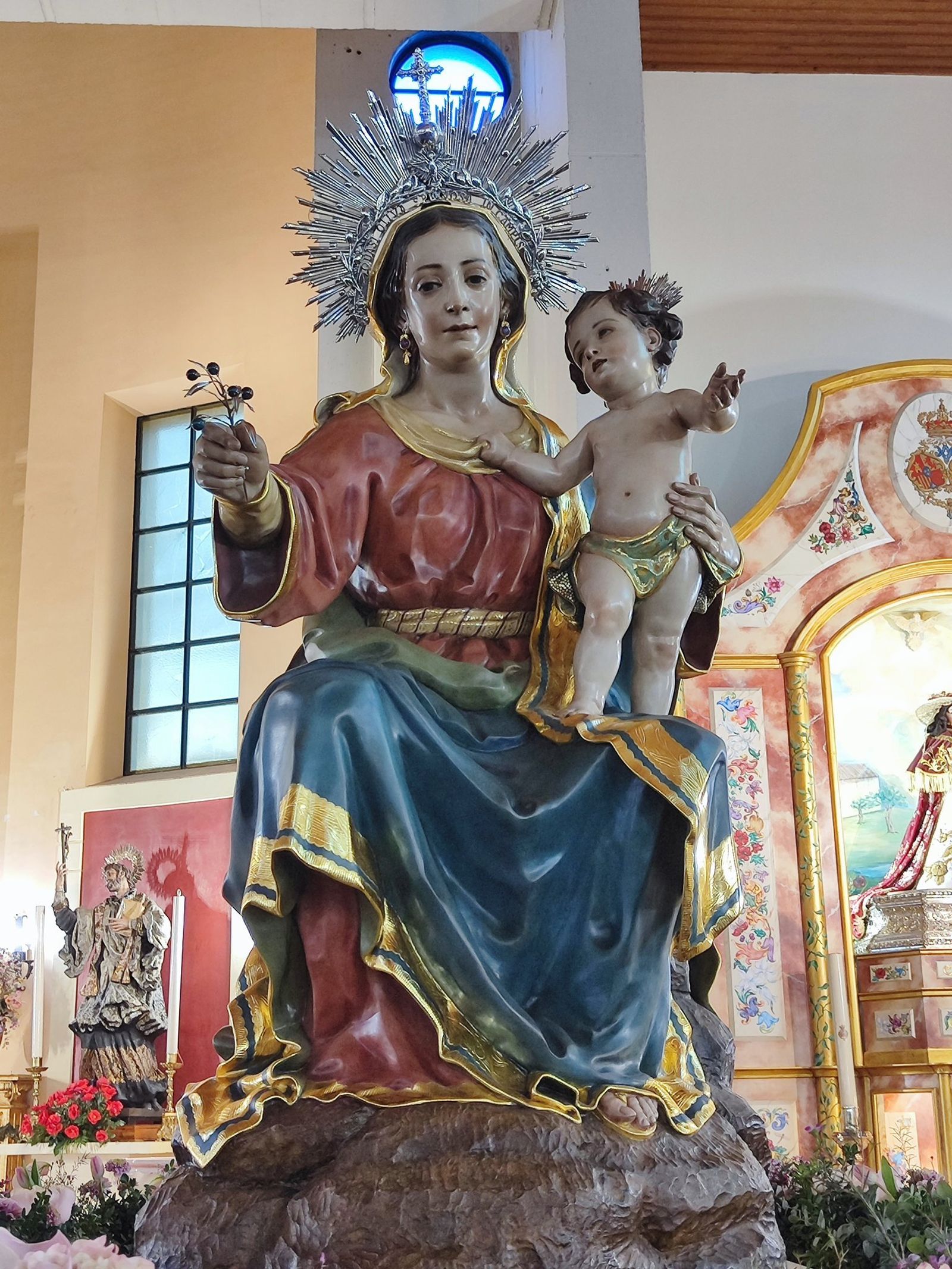 La Virgen de la Oliva, obra de Darío Fernández