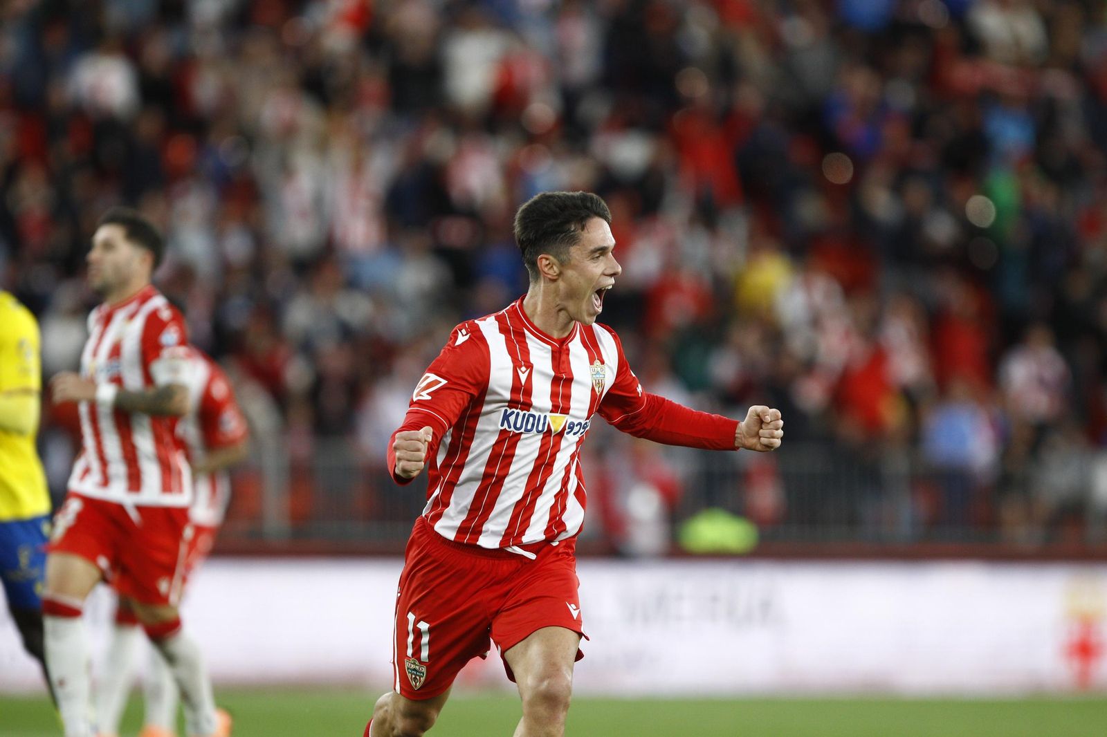 El partido U.D. Almería-Cádiz C.F. en imágenes