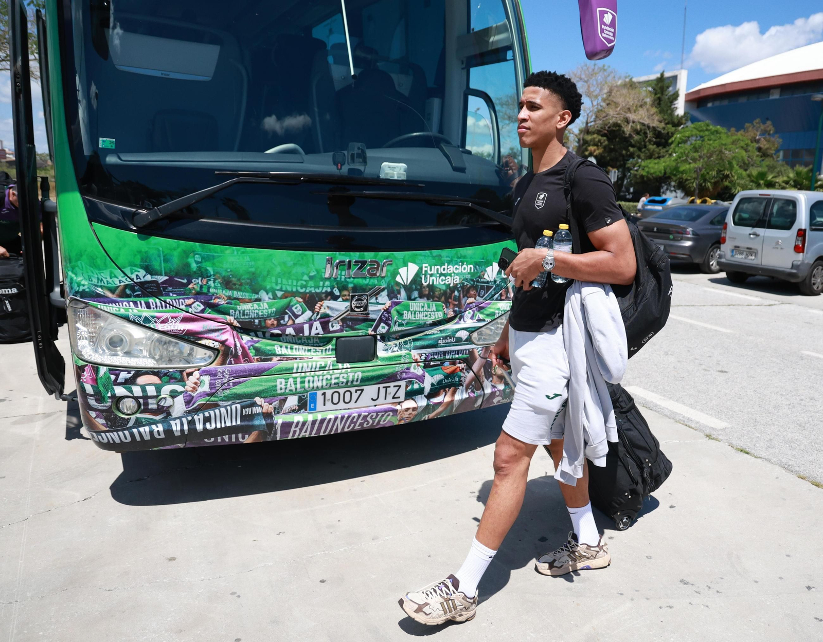 La salida del Unicaja a la Final Four de Atenas, en fotos