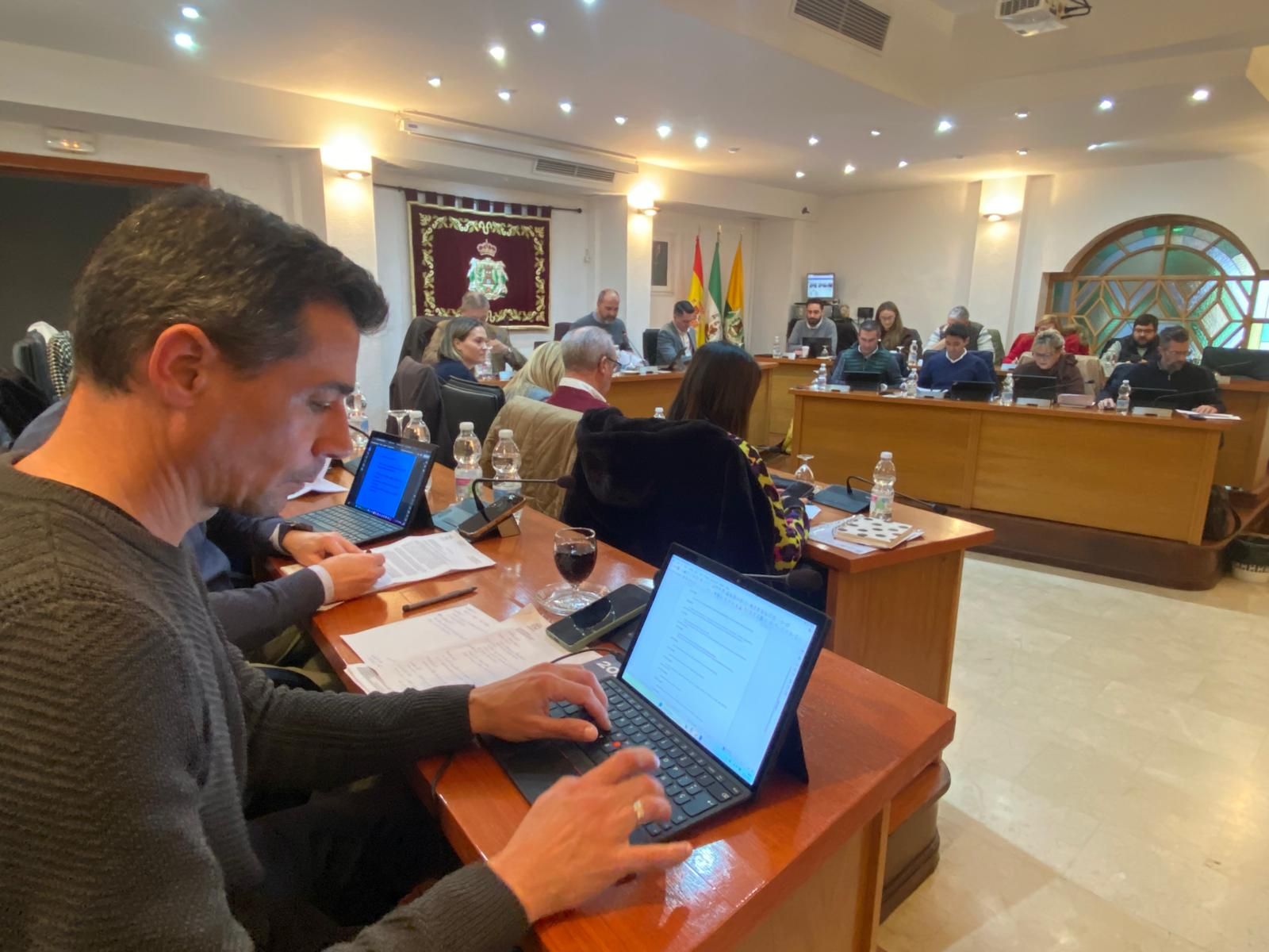 La sesión plenaria celebrada en Los Barrios.